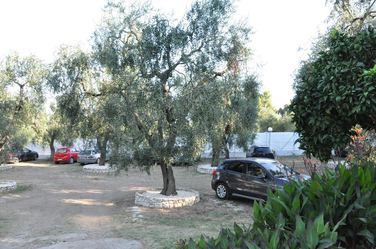 ויאסטה Villaggio Elisena מראה חיצוני תמונה